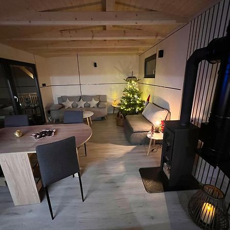 Domcek Pod Vezami S Virivkou A Grilom, Pri Termalnom Kupalisku Apartment Liptovsky Jan Exterior photo